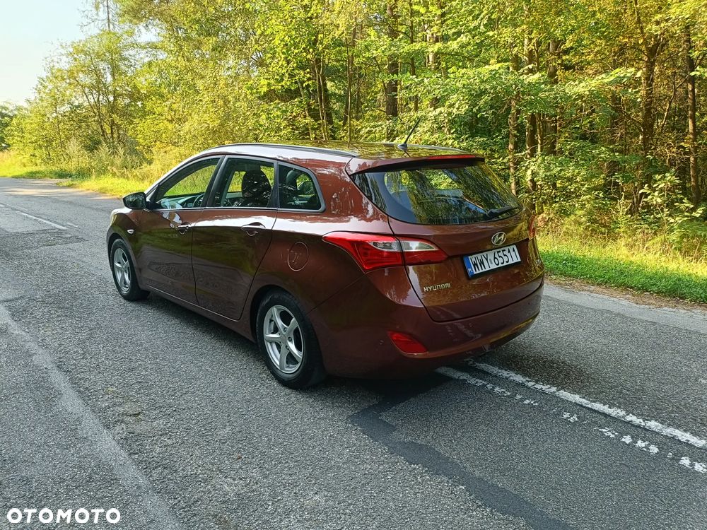 Hyundai i30 1.6 Comfort - 32