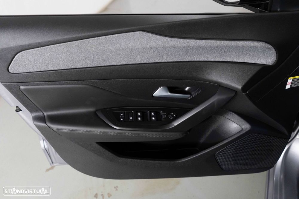 Peugeot 308 1.2 Hybrid Allure e-DCS6 - 26