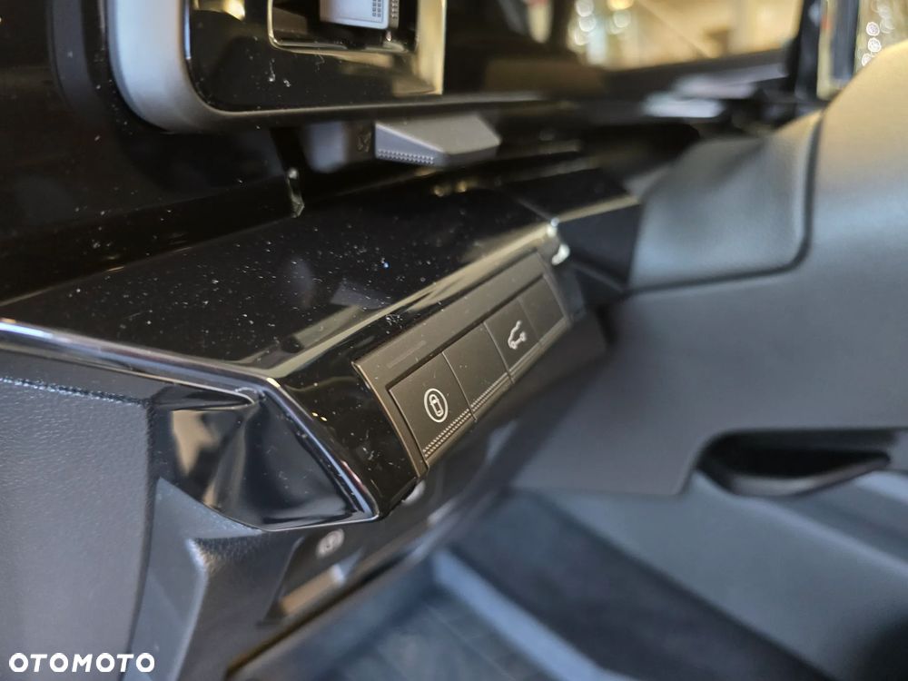 Renault Austral 1.2 E-Tech Full Hybrid 200 Iconic MMT - 11