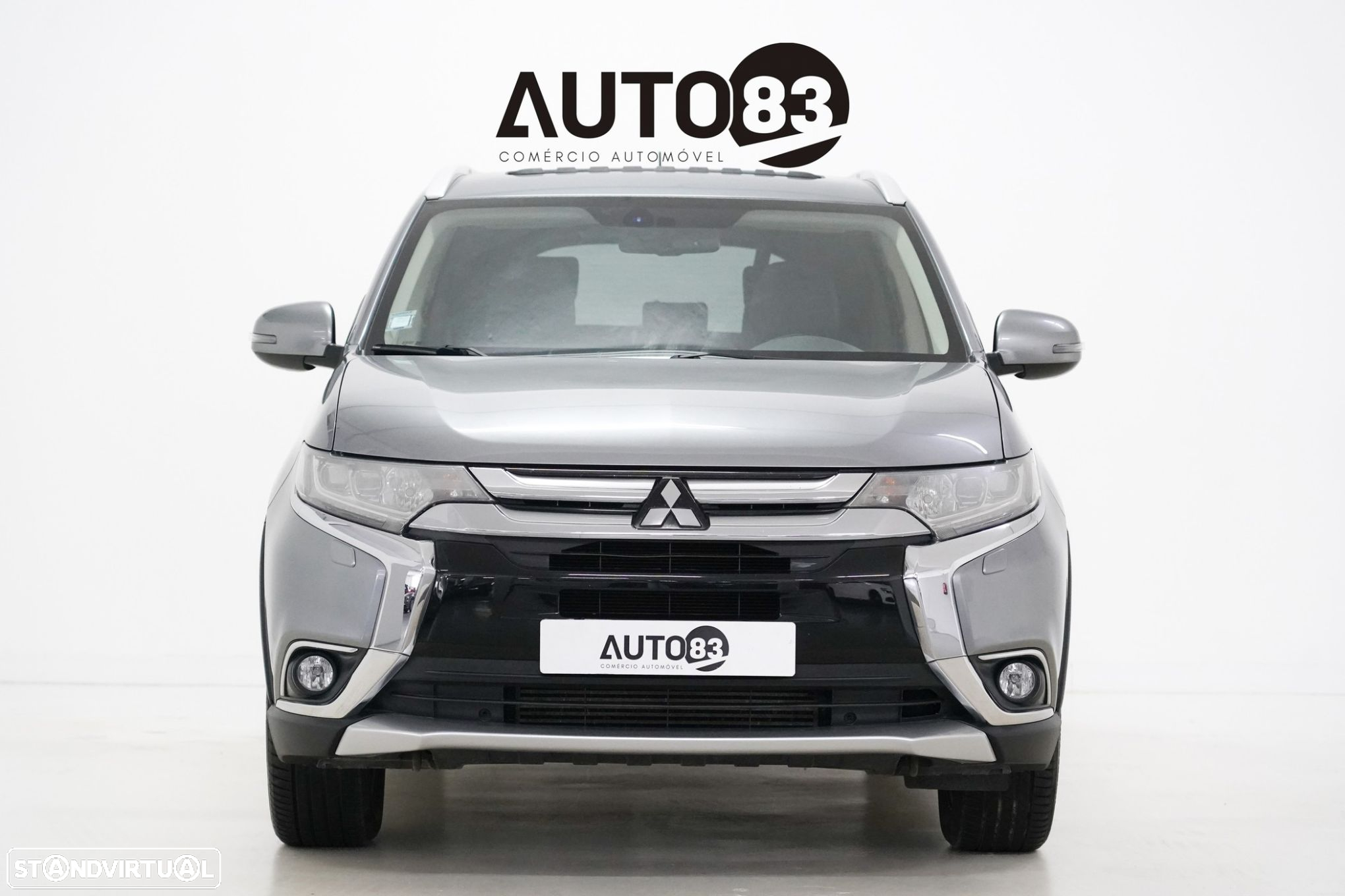 Mitsubishi Outlander 2.2 DI-D Instyle Navi - 2