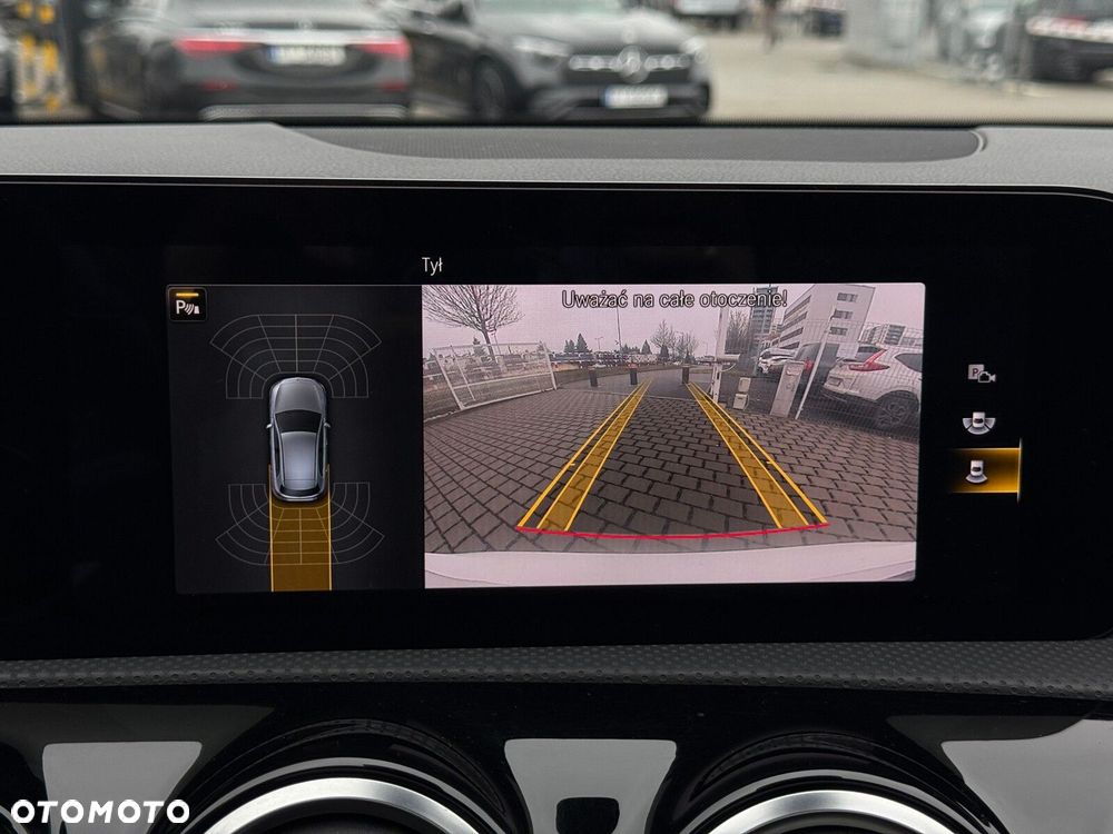 Mercedes-Benz Klasa A 200 4-Matic AMG Line 8G-DCT - 18