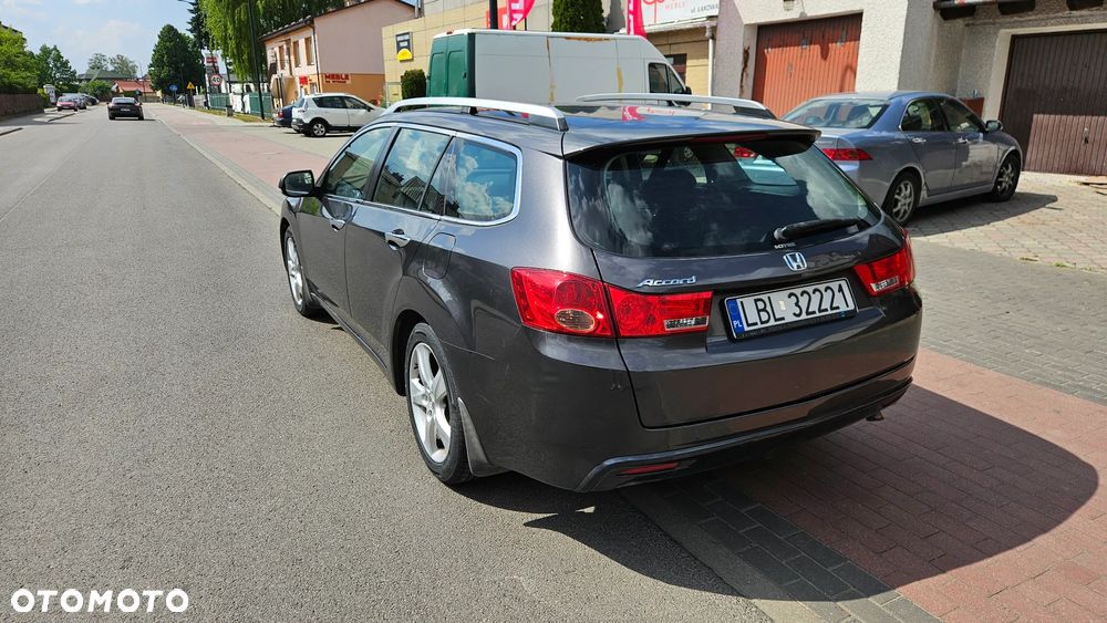 Honda Accord 2.2d Elegance - 9