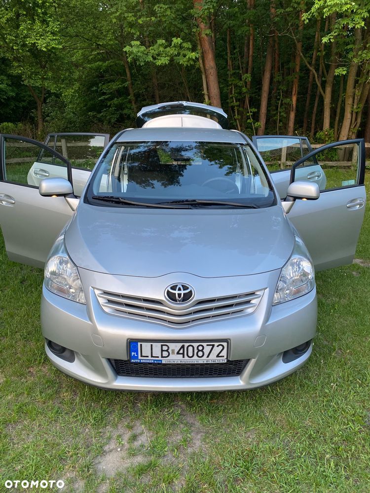 Toyota Verso 2.0 D-4D Luna - 19
