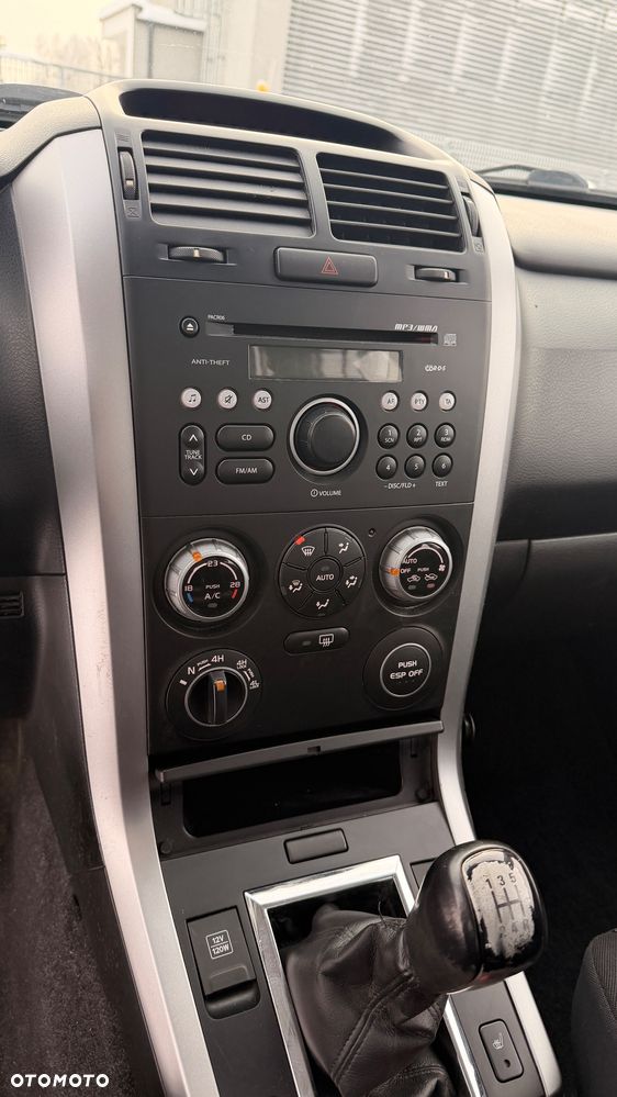 Suzuki Grand Vitara 1.9 DDiS Club - 11