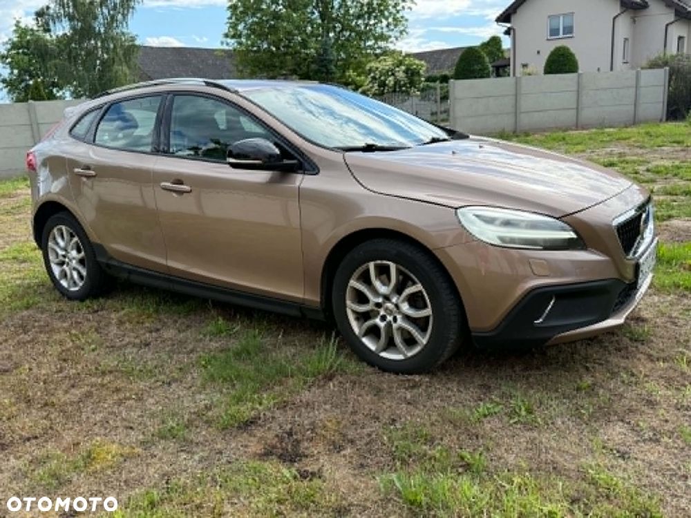 Volvo V40 Cross Country D3 Momentum - 2