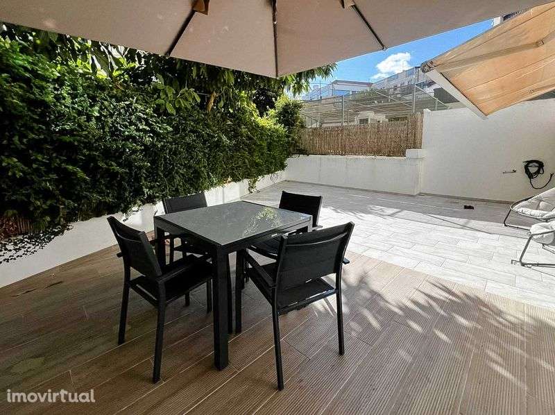 T1 com amplo terraço privativo — Avenida Casal Ribeiro, Saldanha - Grande imagem: 3/12