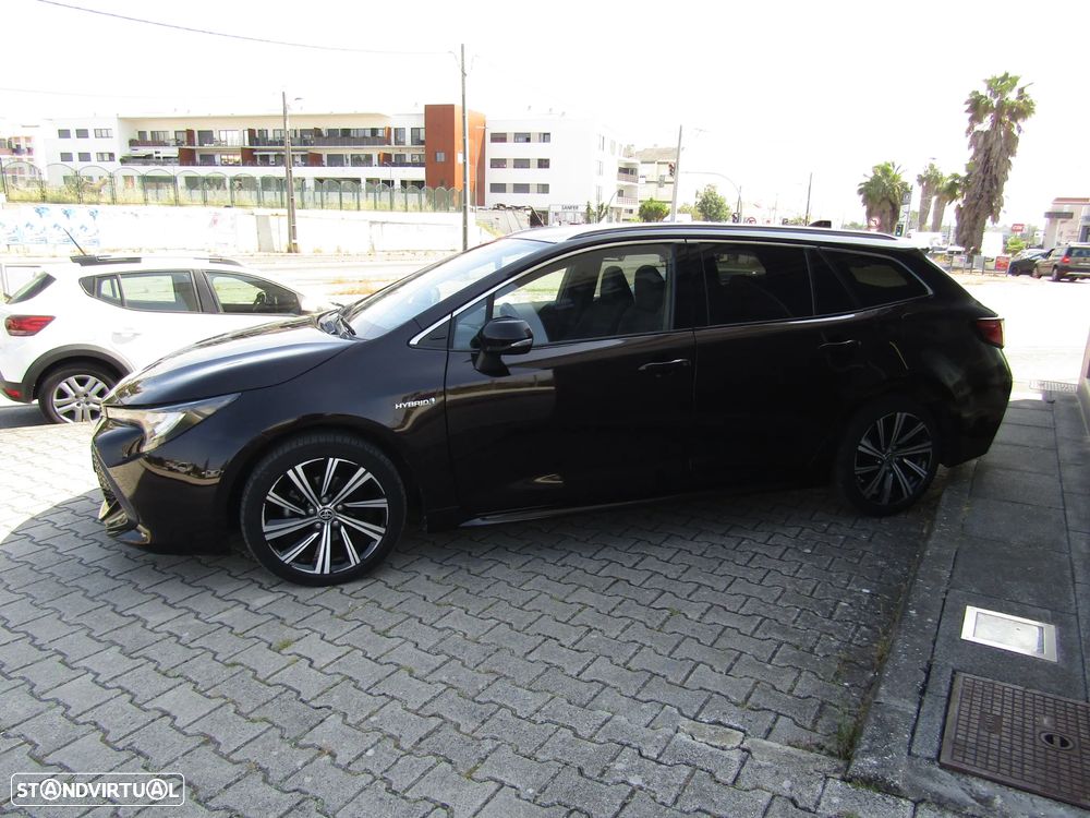 Toyota Corolla Touring Sports 1.8 Hybrid Comfort+P.Sport - 9
