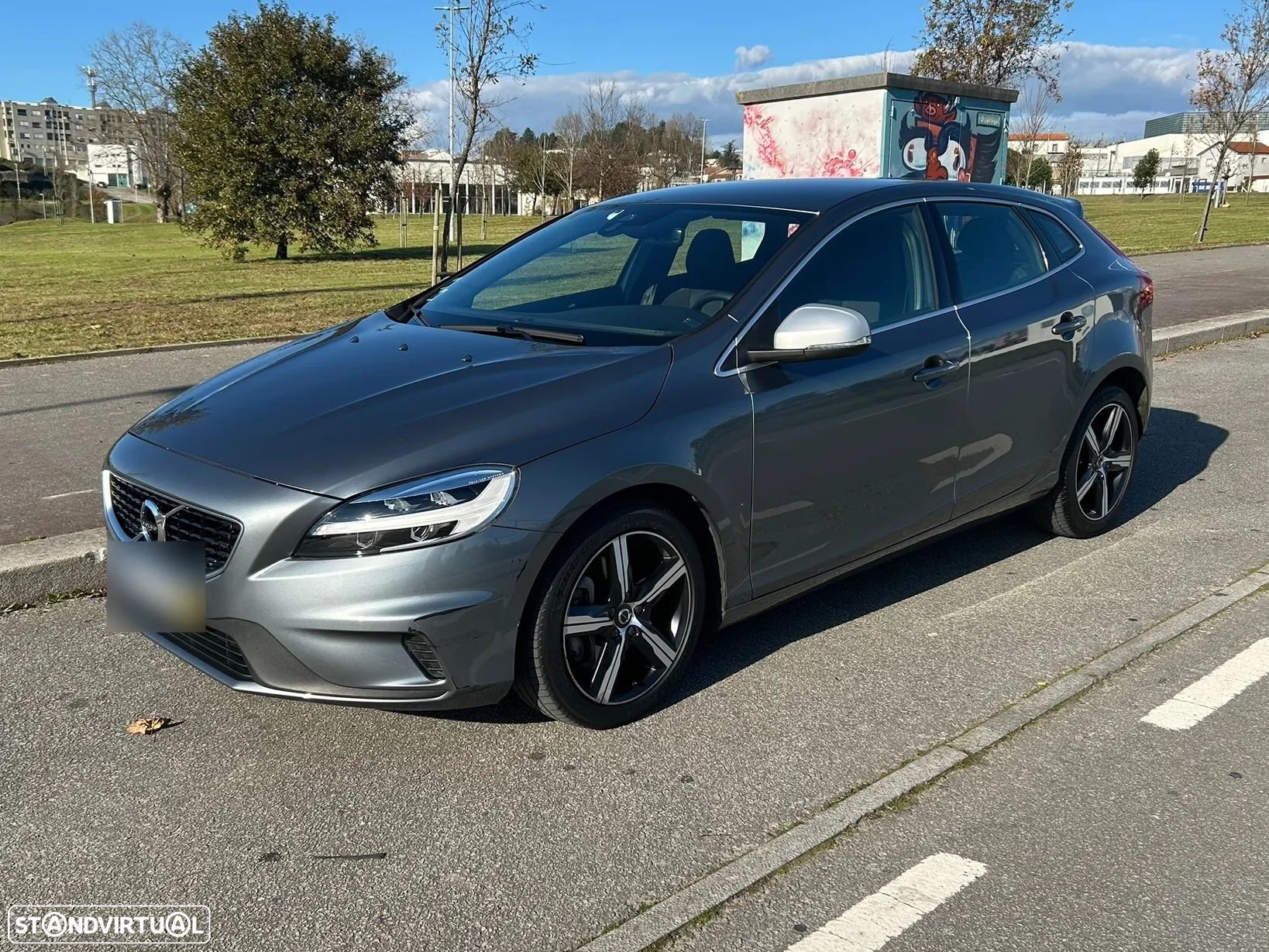 Volvo V40 1.5 T3 Sport Edition R Geartronic - 1