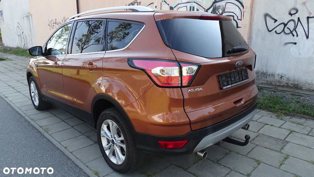 Ford Kuga - 5
