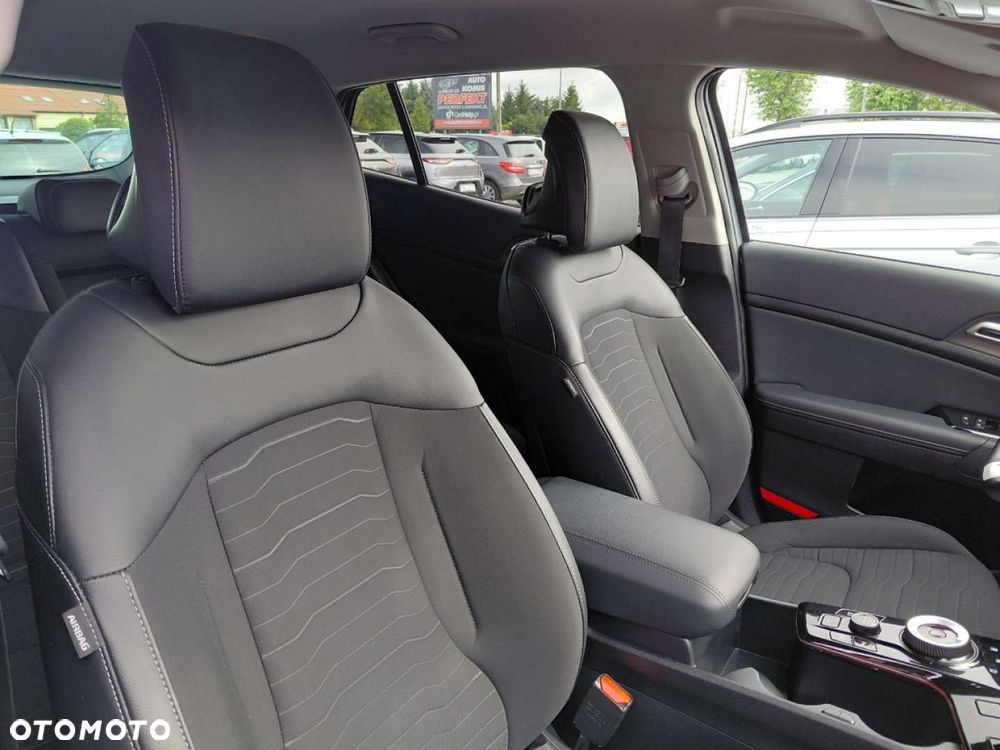 Kia Sportage - 16