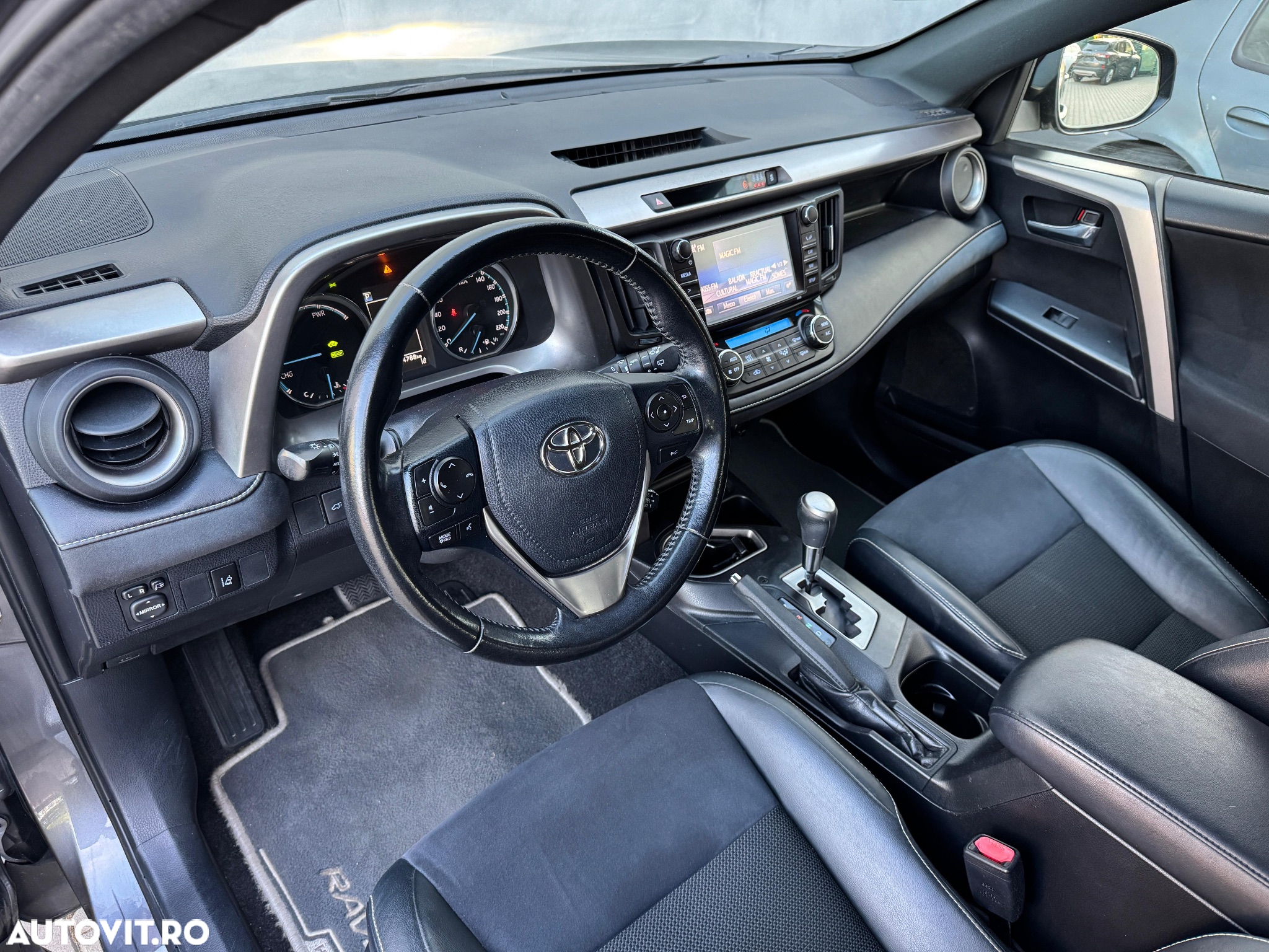 Toyota RAV4 2.5 4x4 Hybrid Comfort - 11