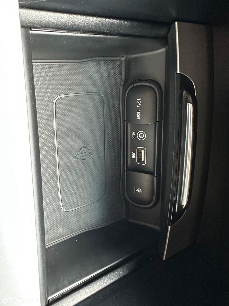 Kia Optima Plug-in Hybrid - 35