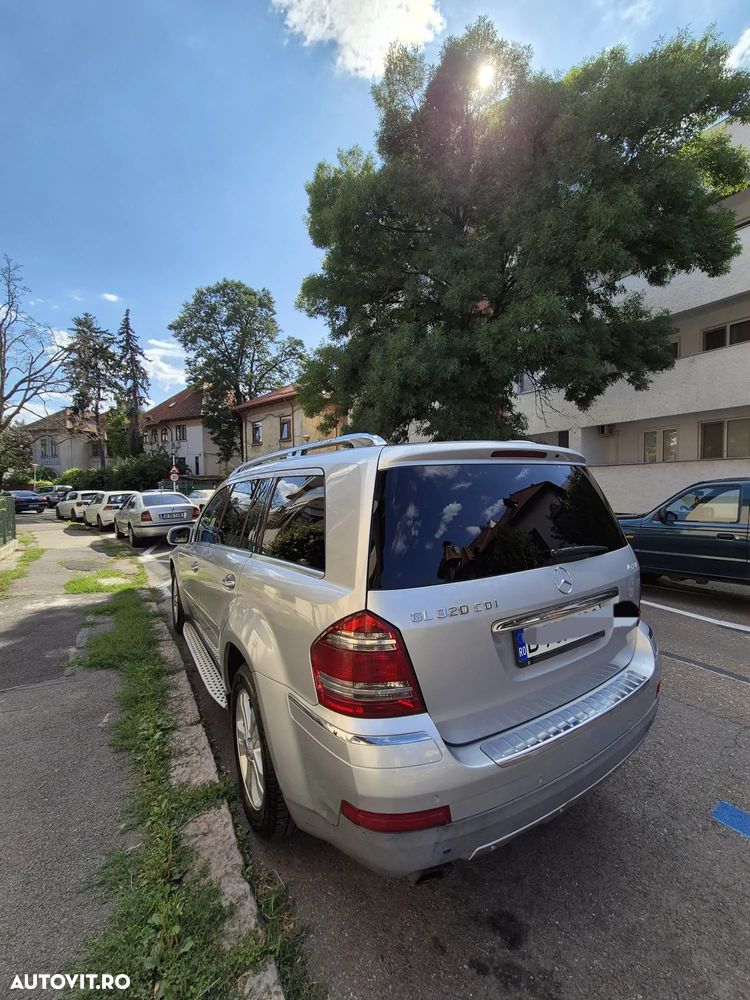 Mercedes-Benz GL - 9