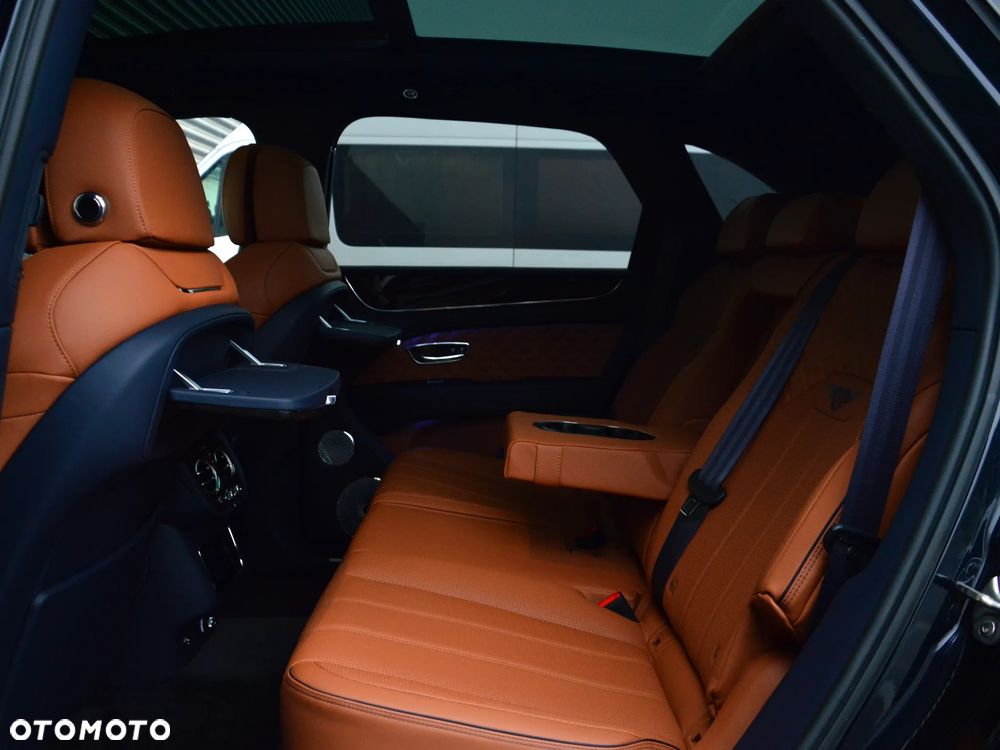 Bentley Bentayga V8 - 17