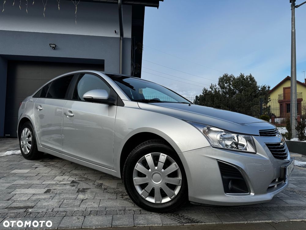 Chevrolet Cruze 1.8 LT - 30