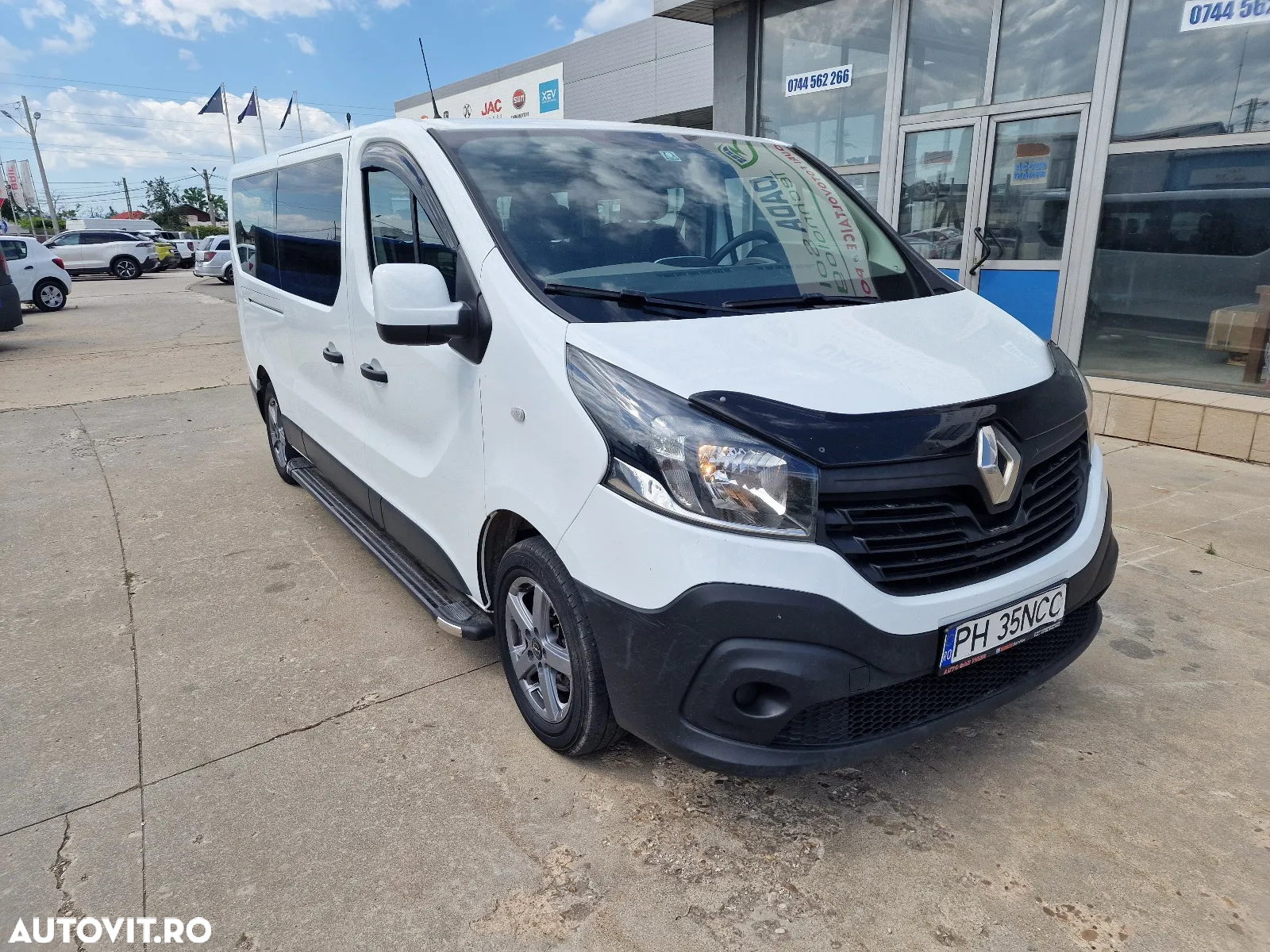 Renault Trafic Combi L2H1 1.6 dCi TT 125 7+1 Expression - 2