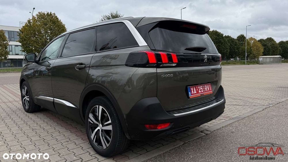Peugeot 5008 - 12