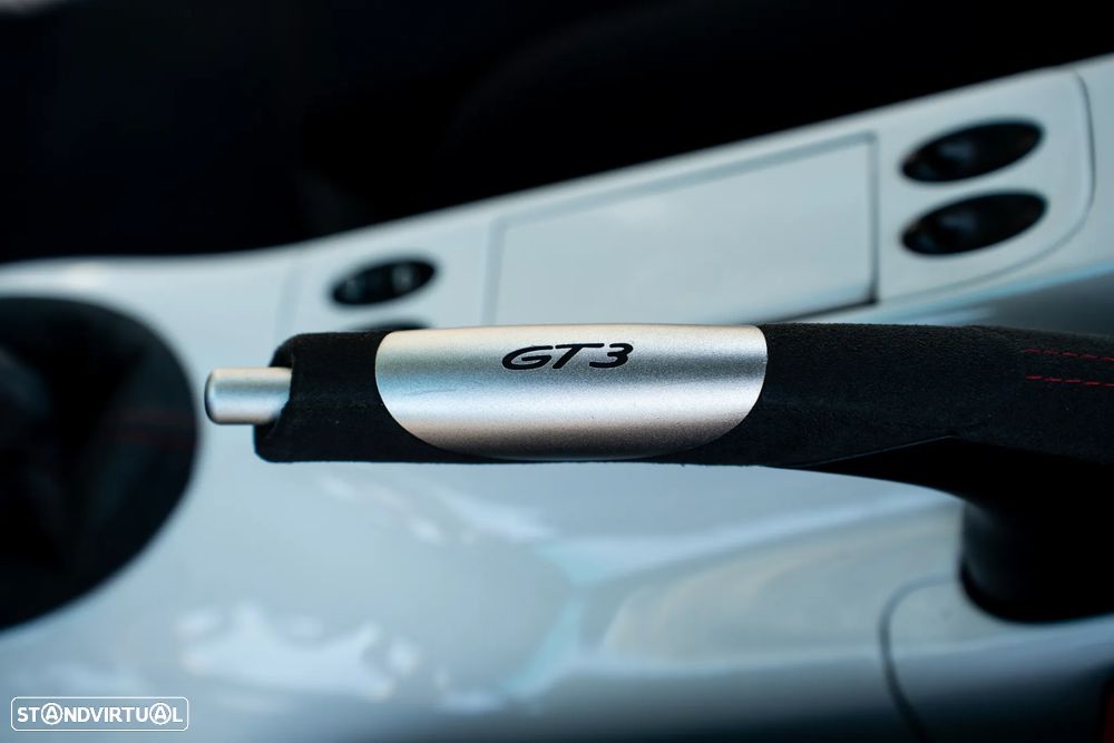 Porsche 911 (996) GT3 RS - 32