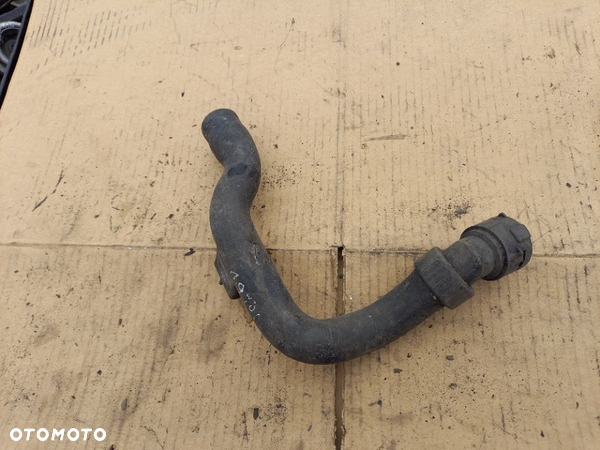 VW PASSAT B5 FL 1.9 TDI PRZEWÓD WODNY WODY WĄŻ 8d0121101ad