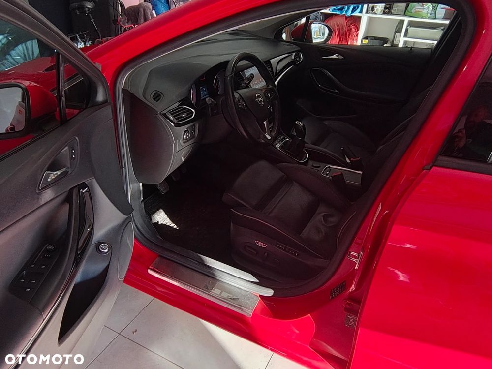 Opel Astra 1.4 T Elite - 21