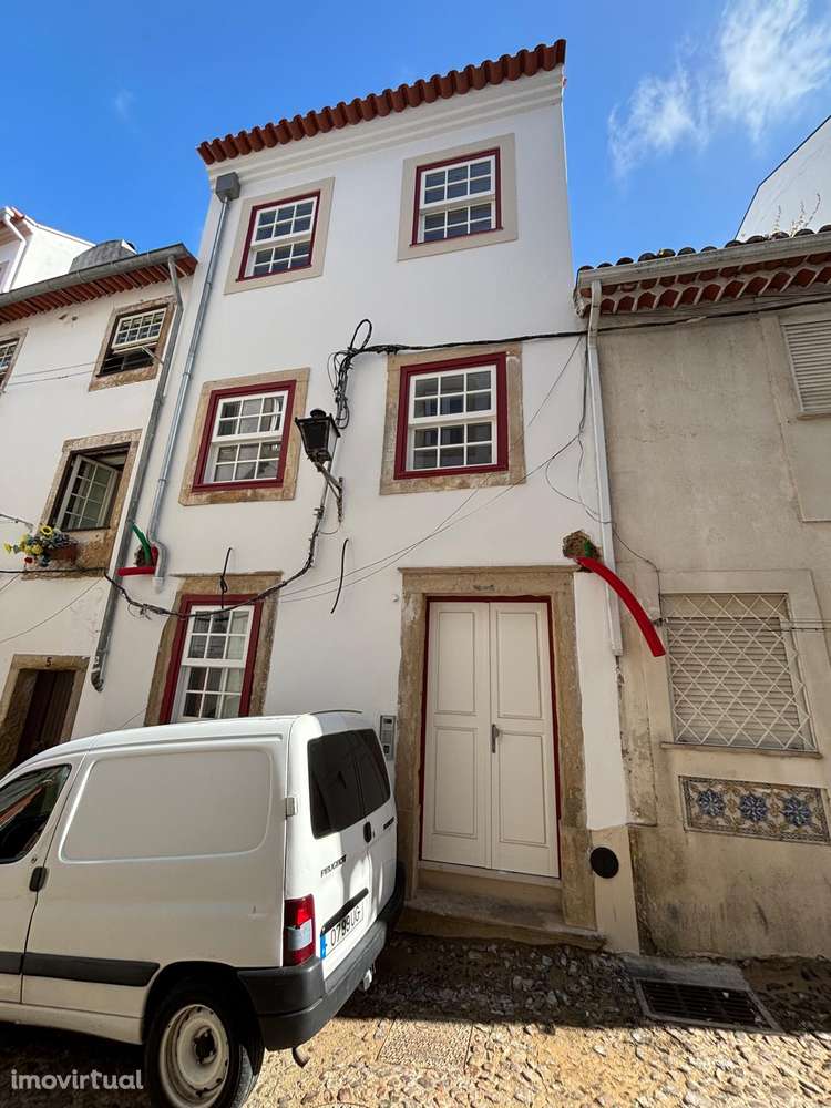 venda de magnifico prédio na Rua da Matemática (4 T0´s e 5 T1's) - Grande imagem: 2/60