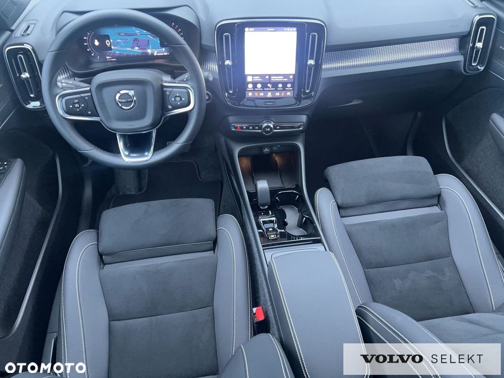 Volvo XC 40 - 33