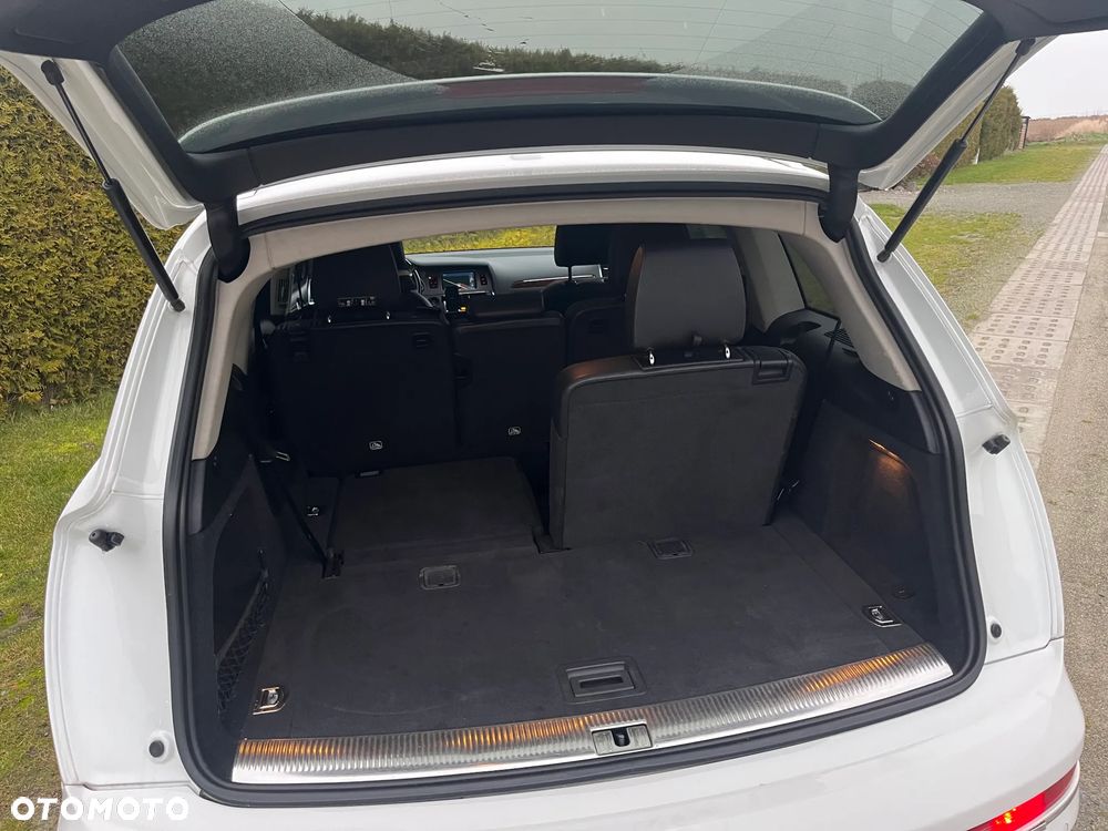 Audi Q7 3.0 TFSI Quattro Tiptronic - 8