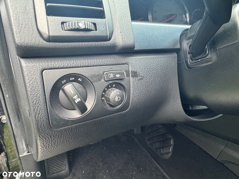 SsangYong/KGM Rexton - 10