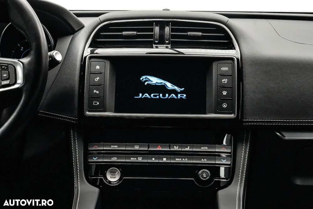 Jaguar F-Pace 20d AWD R-Sport - 19