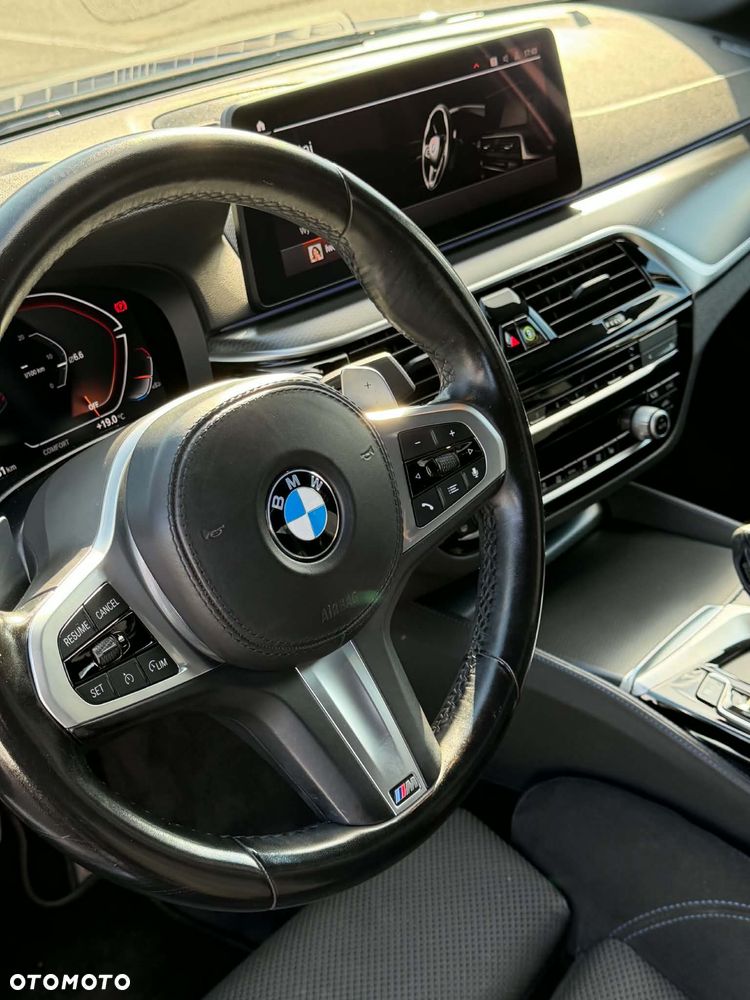 BMW Seria 5 520d MHEV M Sport sport - 11