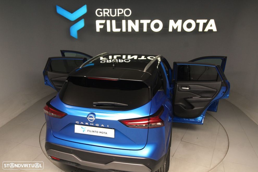Nissan Qashqai 1.3 DIG-T N-Connecta Xtronic - 11