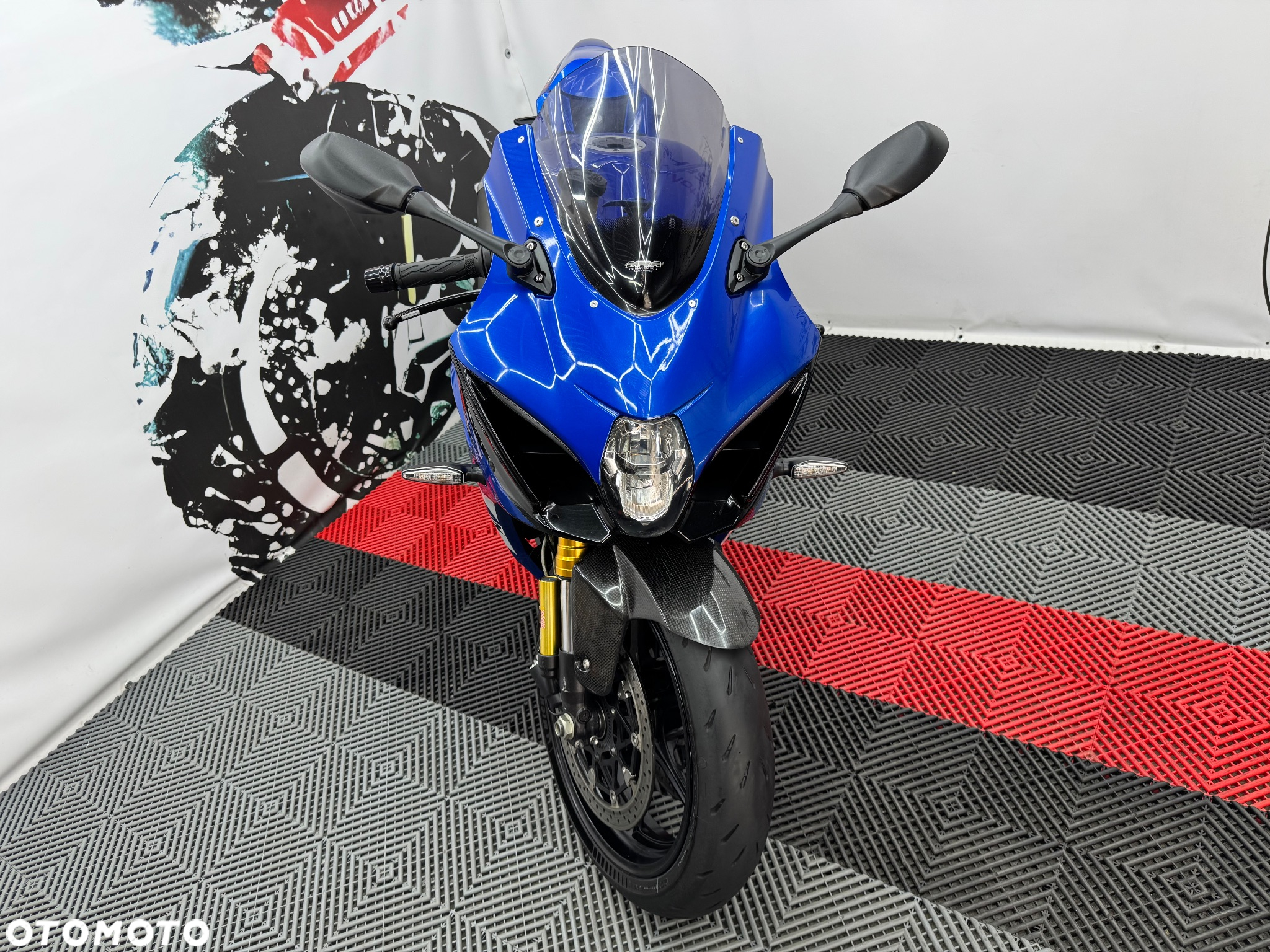 Suzuki GSX-R - 8