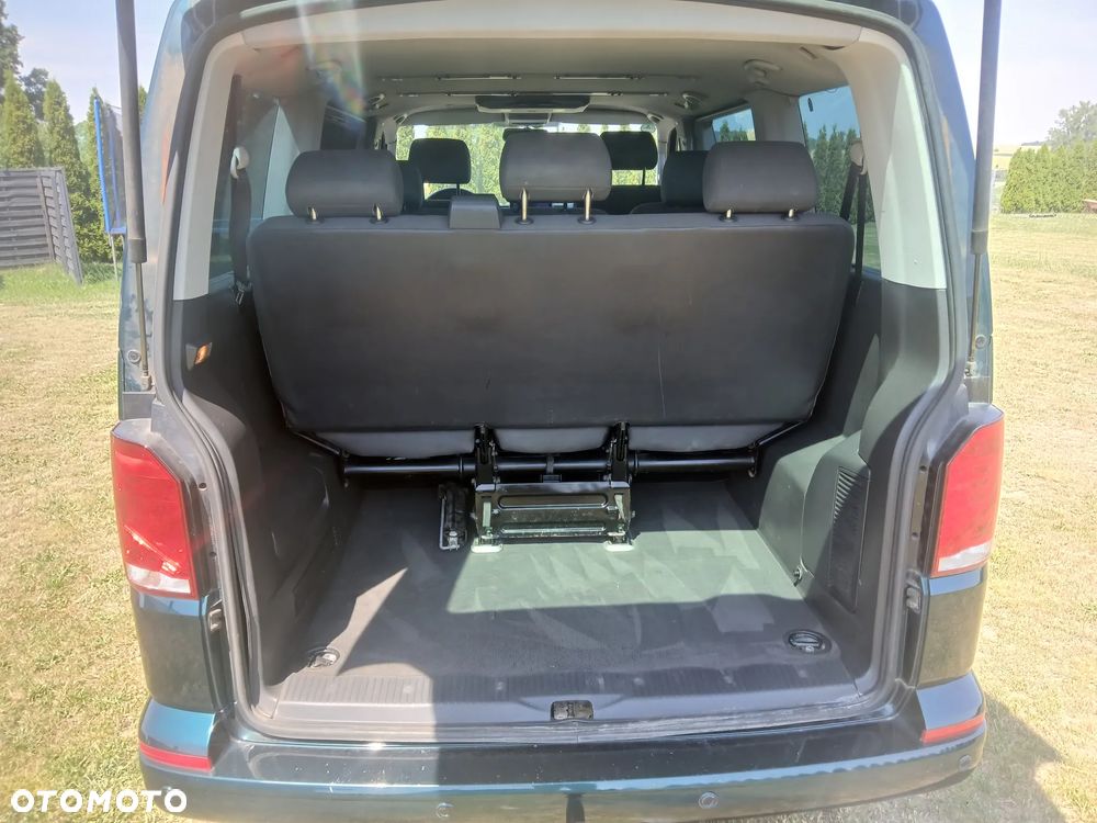 Volkswagen Caravelle - 13