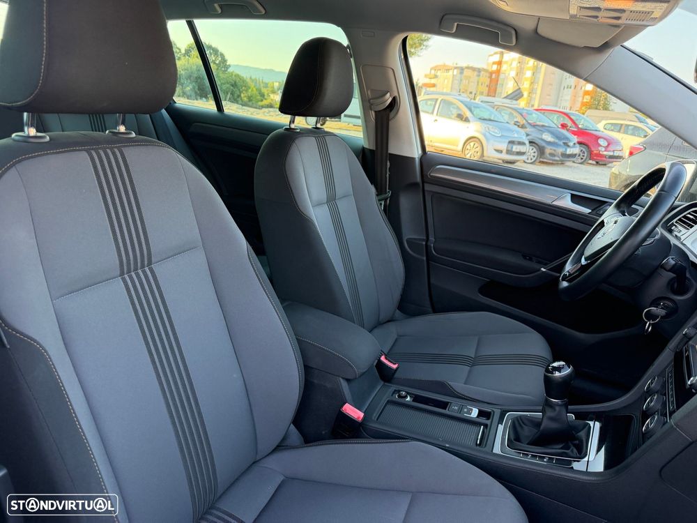VW Golf 1.6 TDI BlueMotion Allstar - 11
