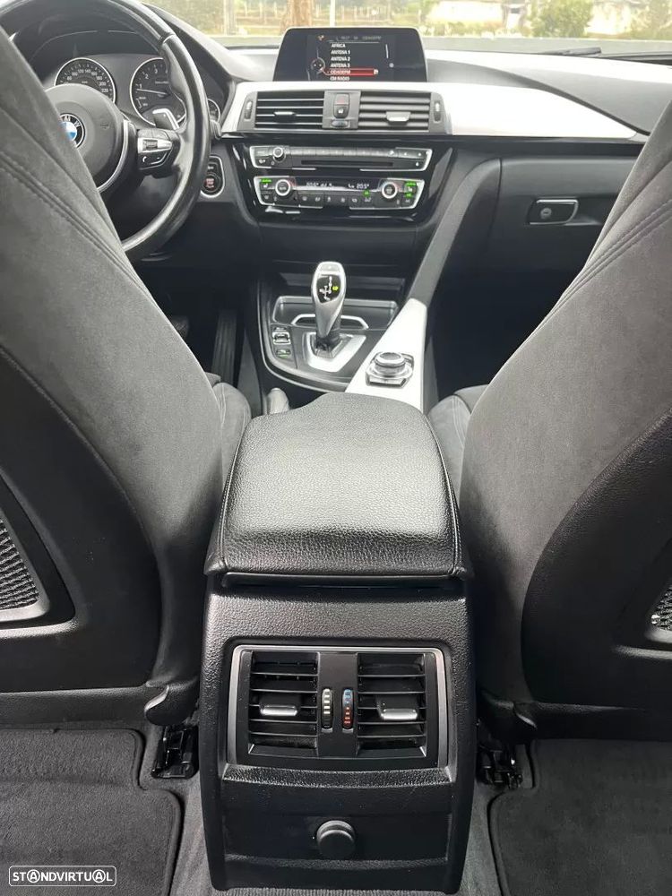 BMW 320 i Pack M Auto - 35