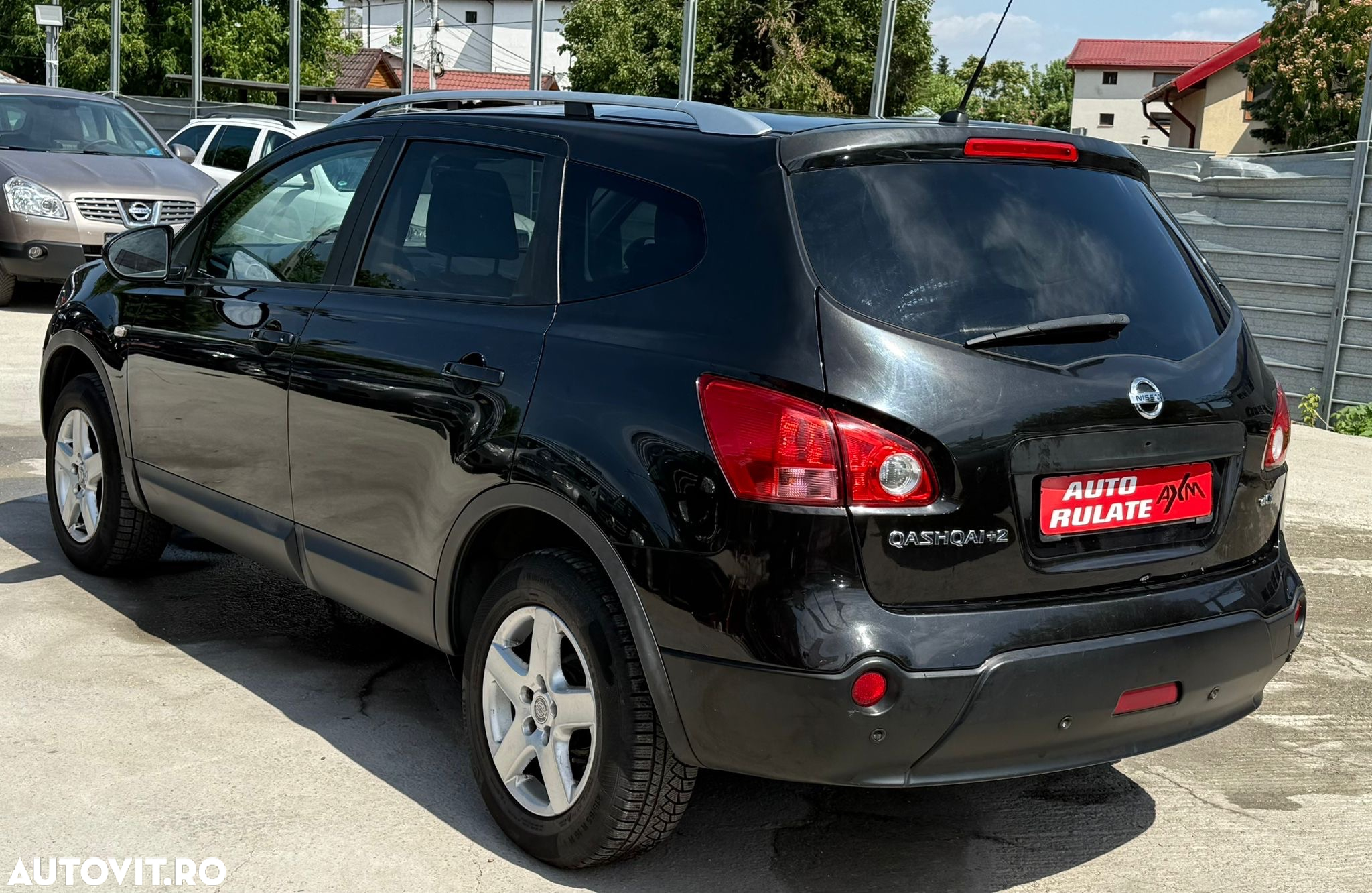 Nissan Qashqai+2 - 4