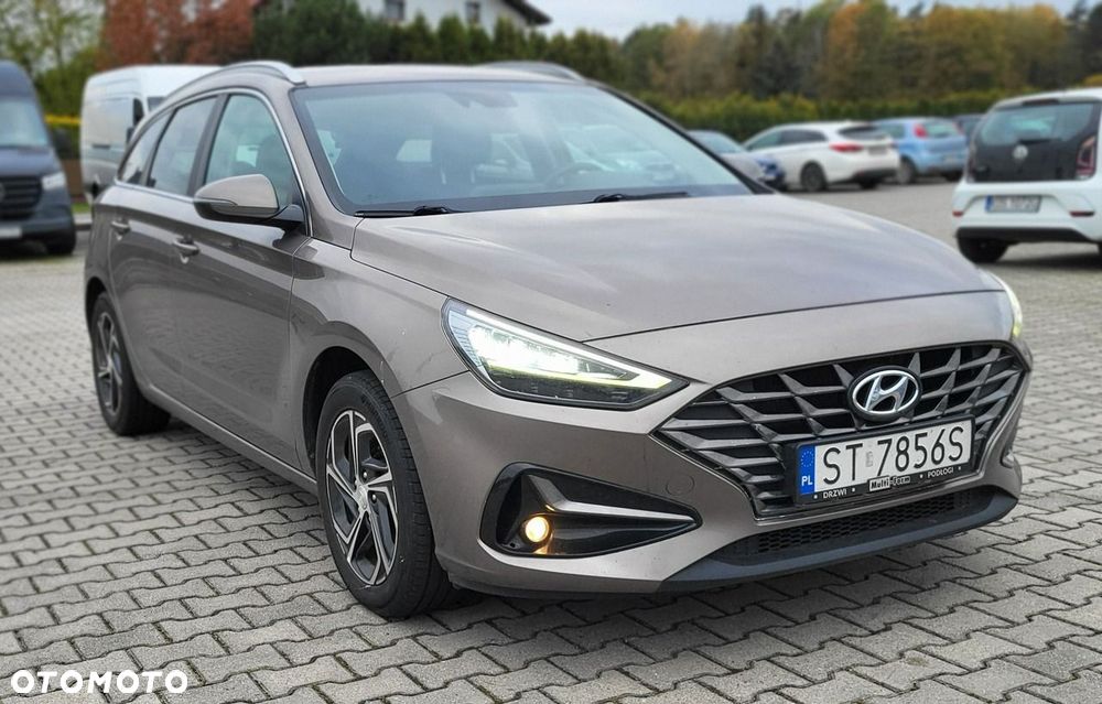 Hyundai i30 1.6 D Comfort DCT - 3
