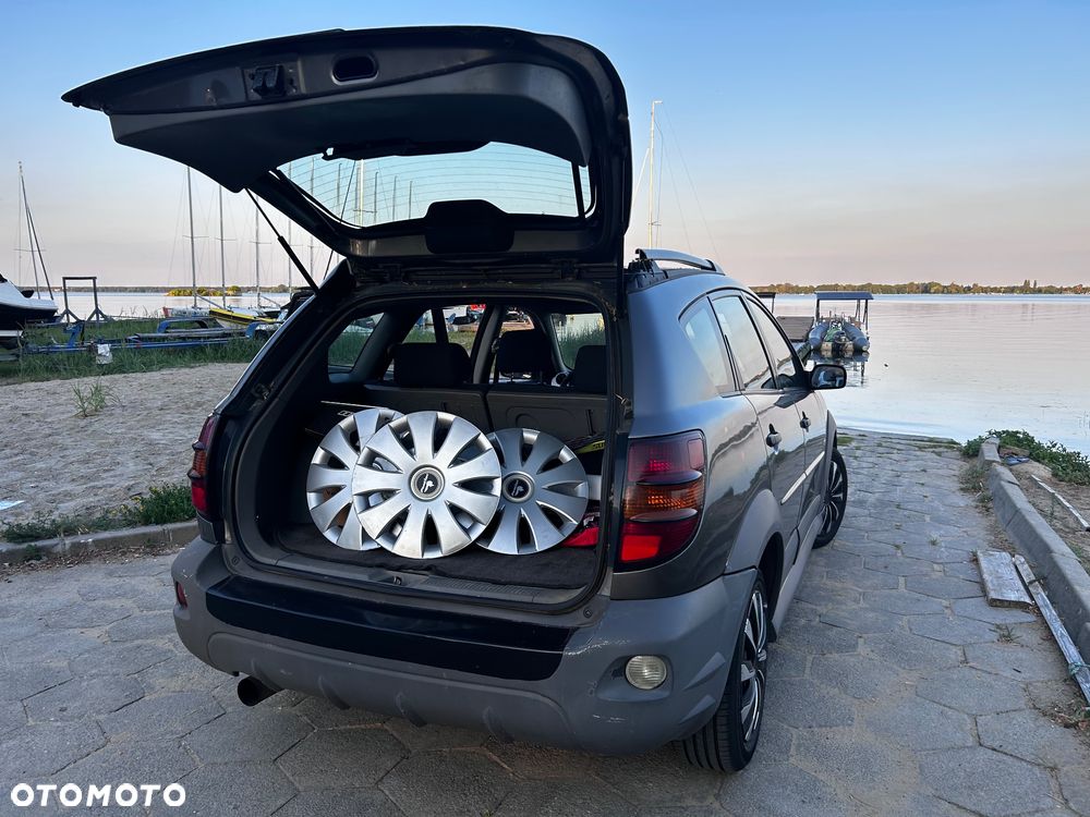 Pontiac Vibe - 6