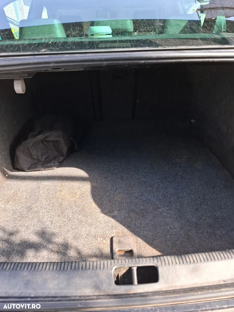 Volkswagen Passat 2.0 TDI Highline - 4