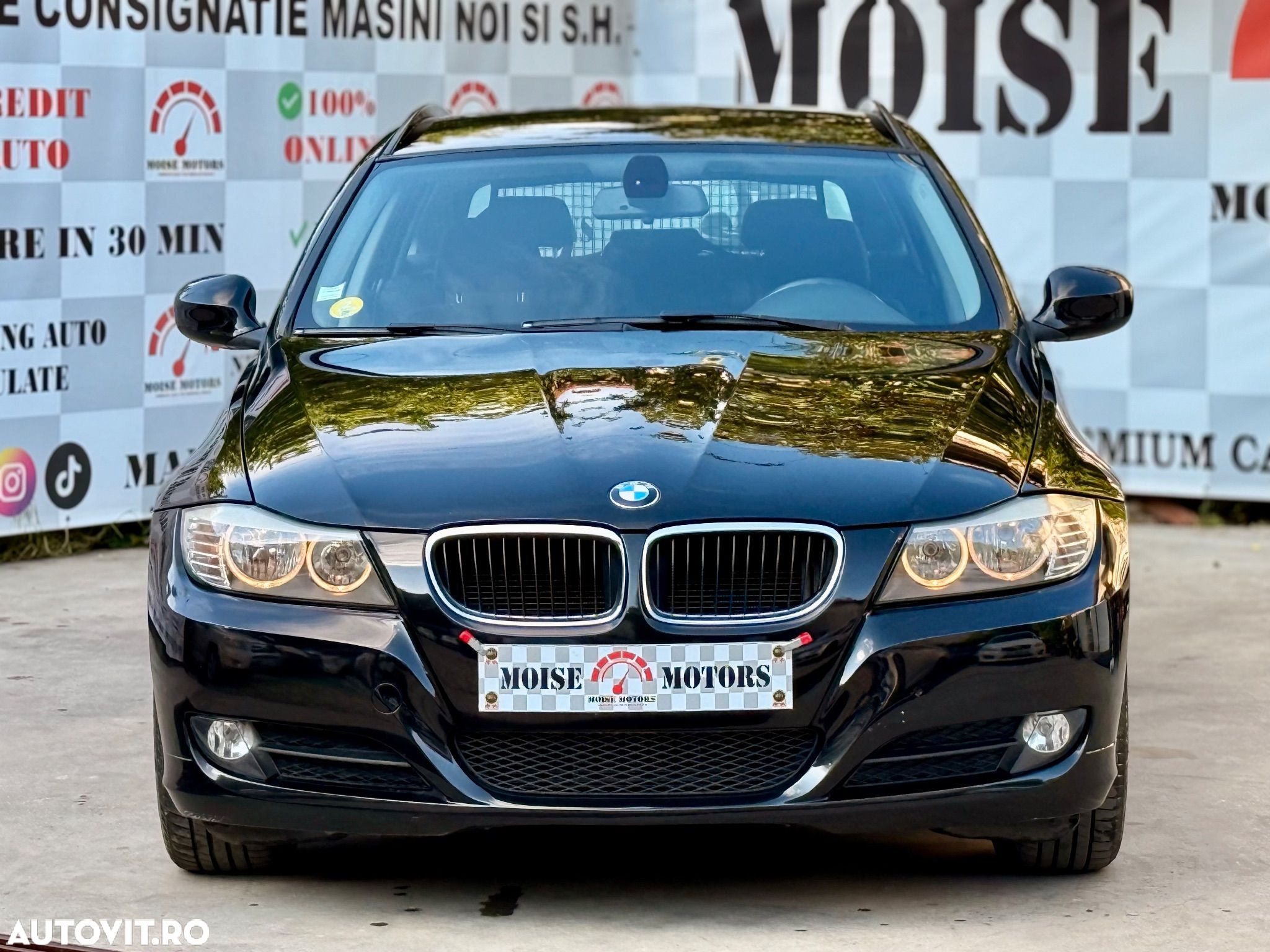 BMW Seria 3 318d DPF Touring Edition Exclusive - 1