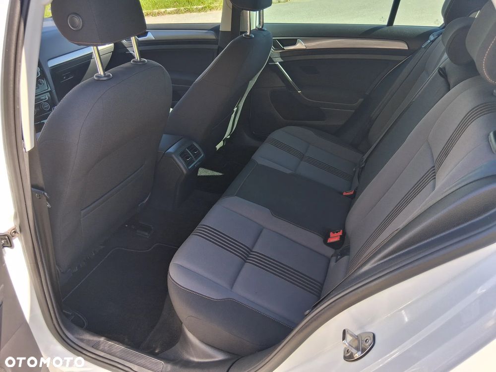 Volkswagen Golf 1.2 TSI BlueMotion Technology Allstar - 33