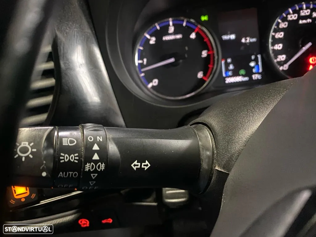 Mitsubishi Outlander 2.2 DI-D Intense - 20