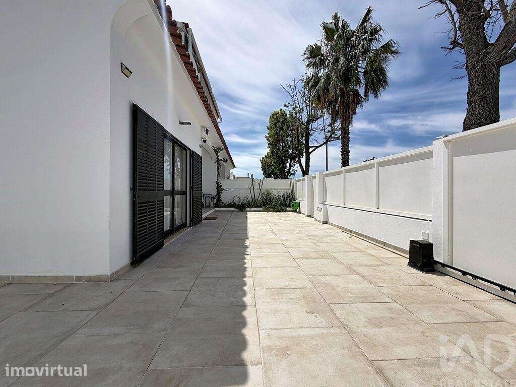 Casa / Villa T4 em Quelfes de 153 m2 - Grande imagem: 2/40