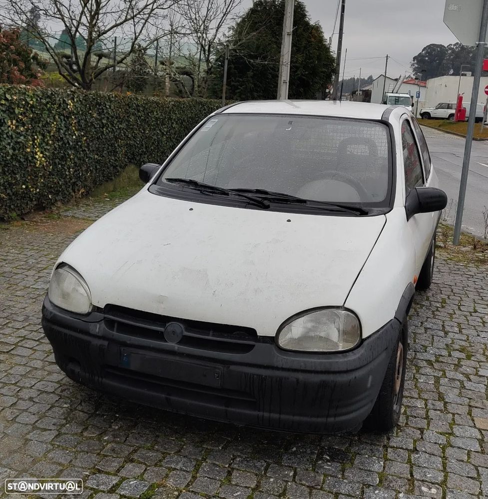 Opel Corsa 1.5 TD - 1