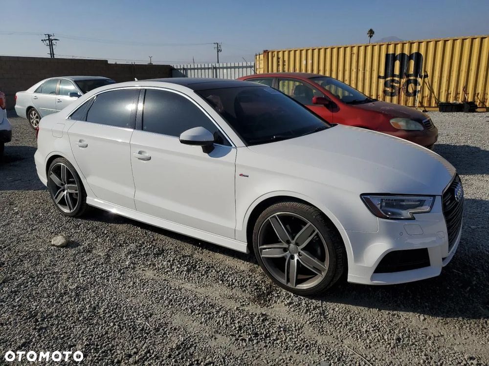 Audi A3 2.0 TFSI quattro S tronic sport - 1