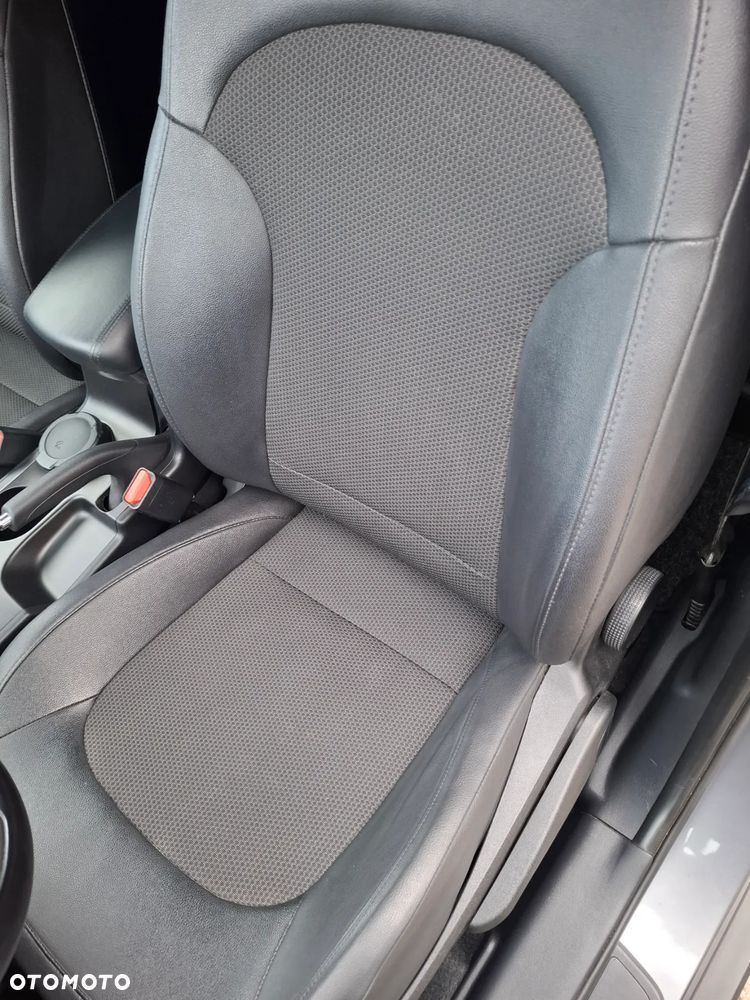 Hyundai ix35 1.6 GDI Comfort 2WD - 20