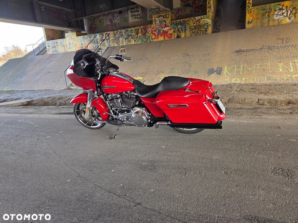 Harley-Davidson Touring Road Glide - 5
