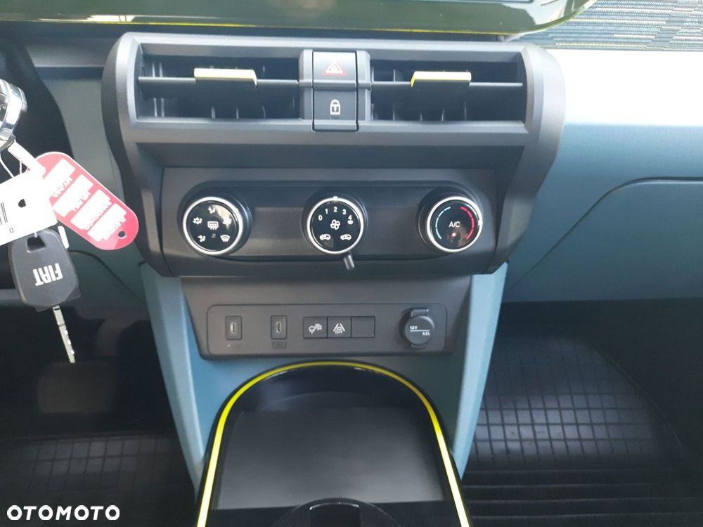 Fiat Grande Panda 1.2 mHEV Icon eDCT - 13