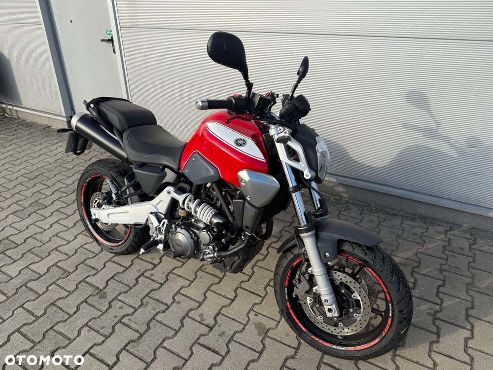 Yamaha MT - 1