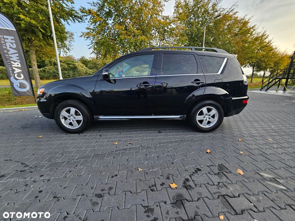 Mitsubishi Outlander 2.0 Intense + NAVI 2WD EU5 - 10